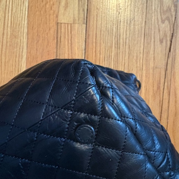 EUC, barely used MZ Wallace Black Leather Quilted Small Metro Deluxe Tote - Picture 9 of 14